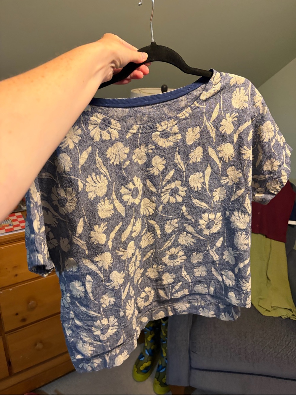 Homemade Blue Floral Short Sleeve Top, Flax? (Would best fit a M-L)